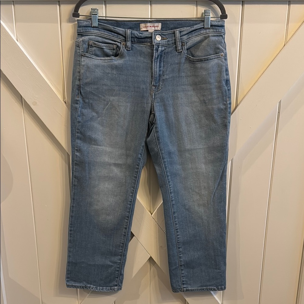 Lucky Brand Blue Cropped Jeans with Relaxed Fit